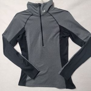 Under Armour women's medium long sleeve  3/4 zip high neck althletic wear top
